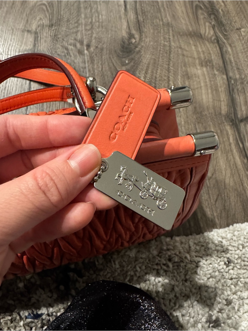 Coach Madison Gathered Twist Carrie Satchel Textured Orange coral Quilted purse - Picture 4 of 16